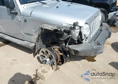 2010 Jeep Wrangler Unlimited Sport из США, поврежденный, VIN 1J4BA3H13AL159030